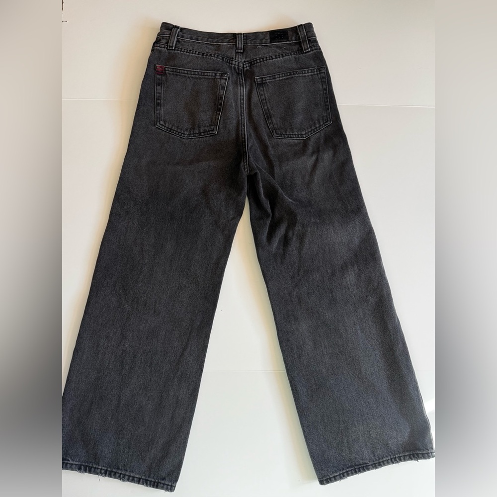 BDG Black High & Wide Women's Cropped Jeans, NWOT, Size 28 - Picture 5 of 9